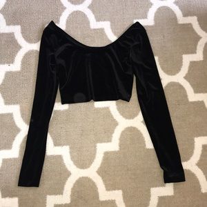 Black, velvet, crop top, long sleeve. NEVER WORN!
